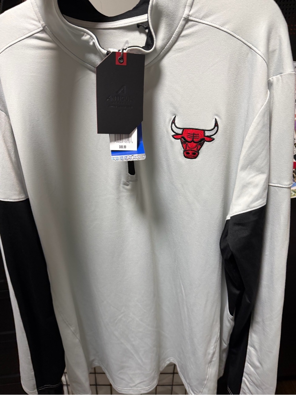 NBA White and Black Chicago Bulls Quarter-Zip Pullover
